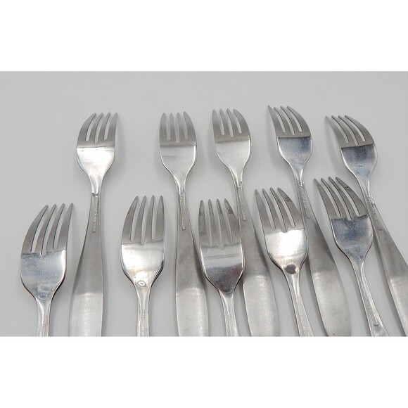 Pfaltzgraff Stainless Satin Delia Dinner Forks 18/0 Flatware 10 Pieces - Picture 5 of 10